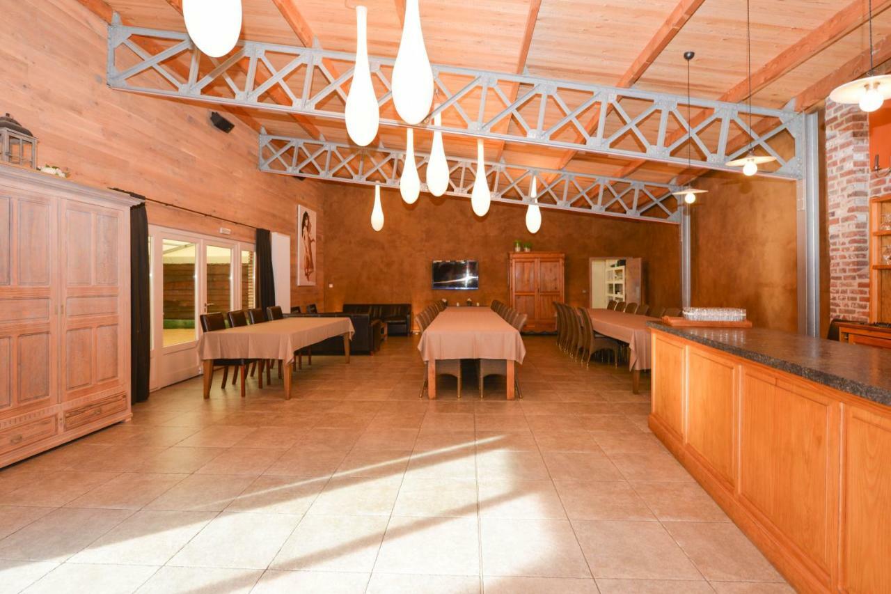 Celles  B&B Les Secrets De La Vie מראה חיצוני תמונה
